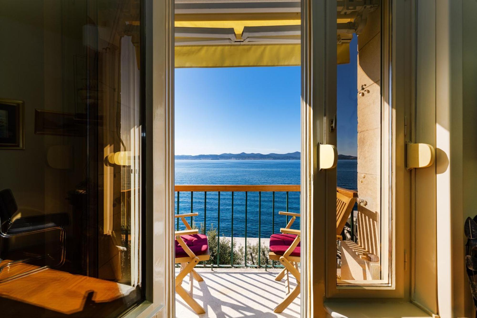 My Dalmatia - Sea View Apartment Riva Задар Экстерьер фото